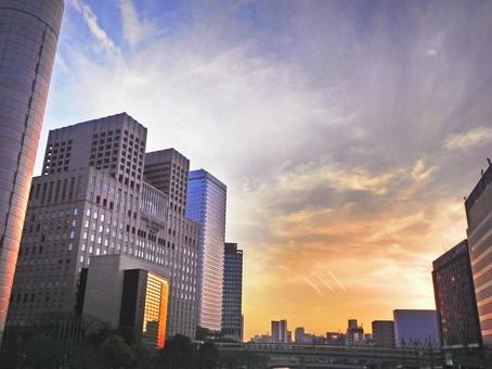 大阪京橋の夕景 大阪京橋の夕景 大阪,京橋,ビルの写真素材