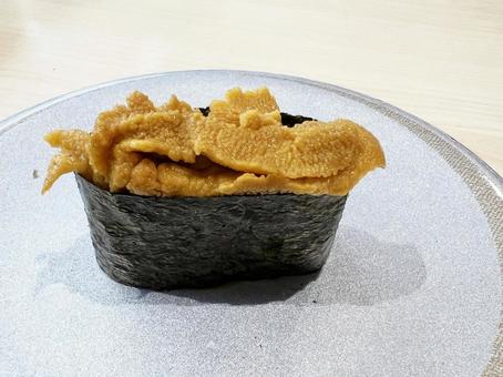 味しそうな雲丹の軍艦巻き寿司 味しそうな雲丹の軍艦巻き寿司 ウニ,雲丹,握りの写真素材