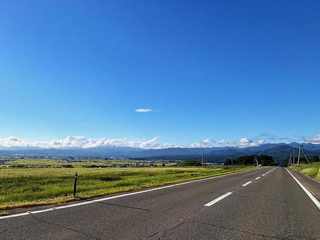 青空と道(パノラマライン) 青空と道(パノラマライン) 青空,道,ロードの写真素材