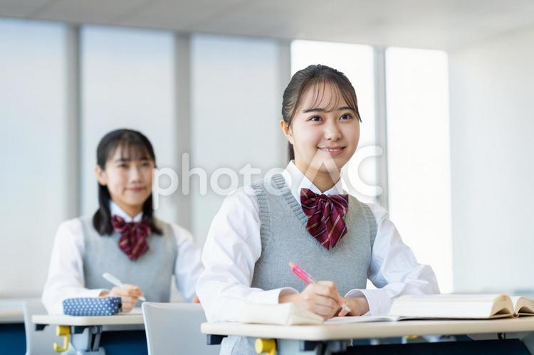 授業中の高校生 高校生,女子高生,授業の写真素材