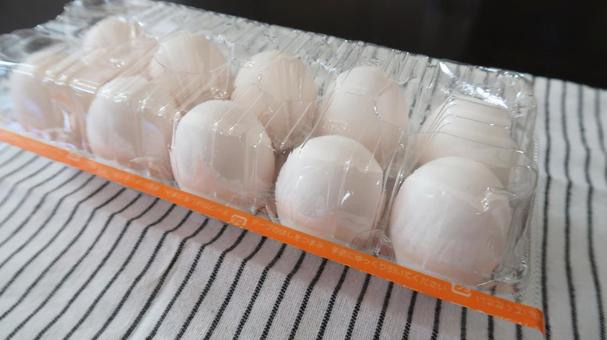 卵 卵 卵,egg,カゴ入り卵の写真素材