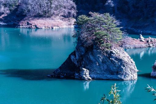 湖に浮かぶ島 風景,自然,観光の写真素材