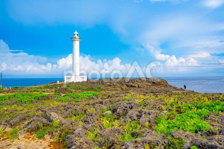 目指す目的地　岬の灯台 海,風景,灯台の写真素材