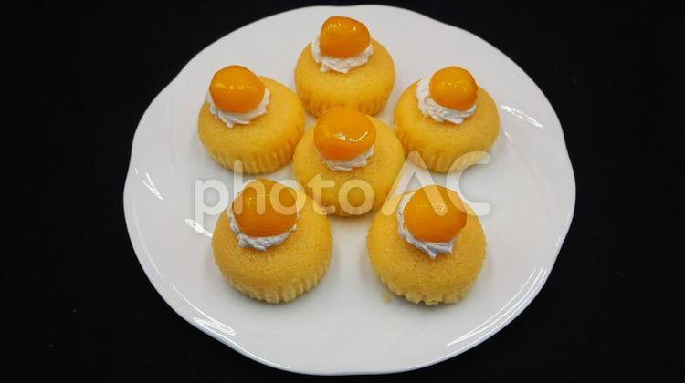 マロンの蒸しケーキ・お家スイーツ マロン,栗,蒸しケーキの写真素材