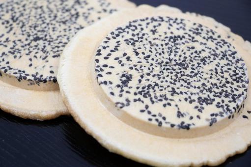 Photo, southern crackers, sesame, pancakes, 