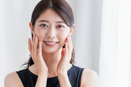 若い女性のビューティーイメージ 若い女性のビューティーイメージ 女性,メイク,ライフスタイルの写真素材