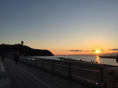 海 夕陽 江ノ島 海 夕陽 江ノ島 神奈川県,背景,壁紙の写真素材