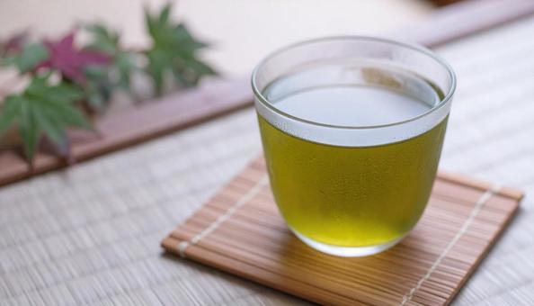 冷たい緑茶 緑茶 夏イメージ お茶 冷たい緑茶 緑茶 夏イメージ お茶の写真