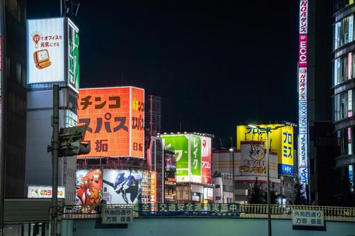 東京都 新宿大ガードの夜景 東京都 新宿大ガードの夜景 新宿,歌舞伎町,夜景の写真素材