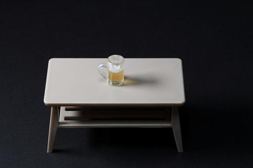 1つのビールで孤独のイメージ 1つのビールで孤独のイメージの写真