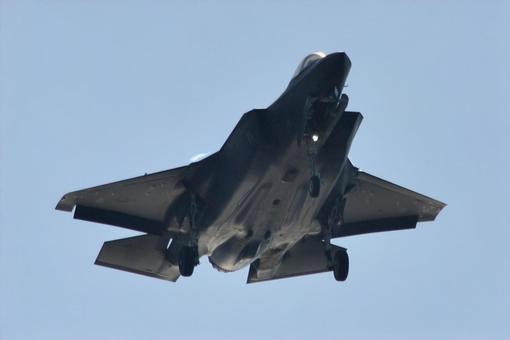 ステルス戦闘機 ステルス戦闘機の写真