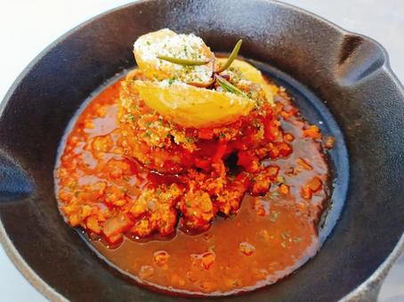 煮込みハンバーグ ハンバーグ,トマトソース,洋食の写真素材