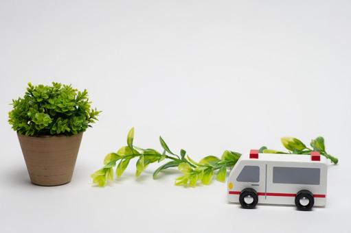駆け付ける救急車のイメージ 119番,通報,急病人の写真素材