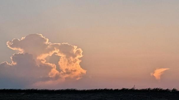 空と雲 空と雲 空と雲,夕方,夕刻の写真素材