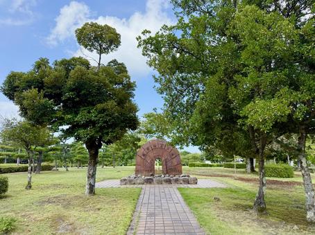 越前陶芸村の景色 舗装,タイル,y字路の写真素材