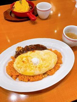 Omelette rice Omelette rice