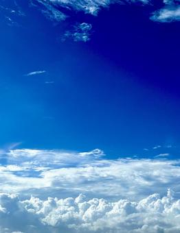流れる川の様な雲 青空,空,雲の写真素材
