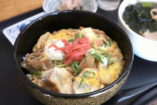油麩丼　宮城の郷土料理 油麩,仙台麩,小麦粉の写真素材