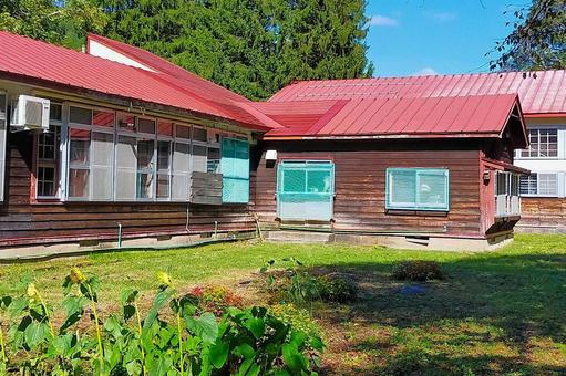 旧中滝小学校とその周辺12 旧中滝小学校とその周辺12 中滝ふるさと学舎,旧大湯小学校田代分校中滝校舎,旧中滝小学校の写真素材
