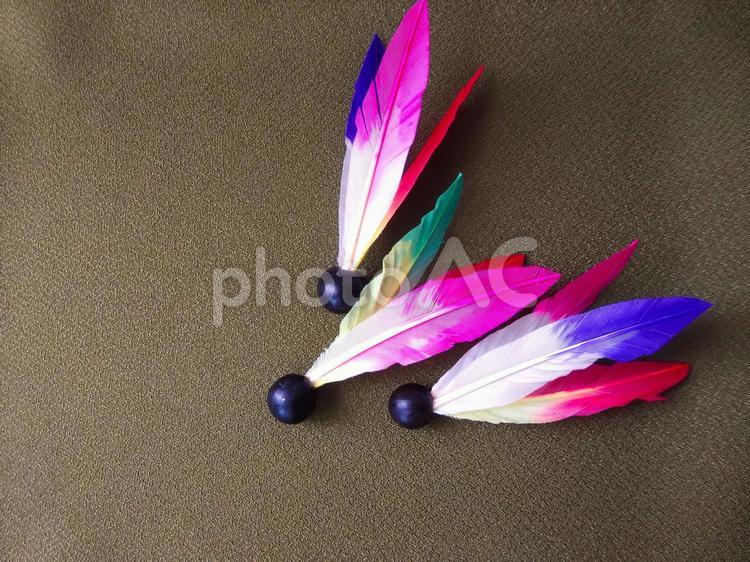 静寂　羽子板の羽根 お正月,背景,正月飾りの写真素材