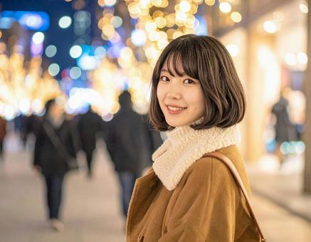 イルミネーションと彼女 イルミネーションと彼女の写真