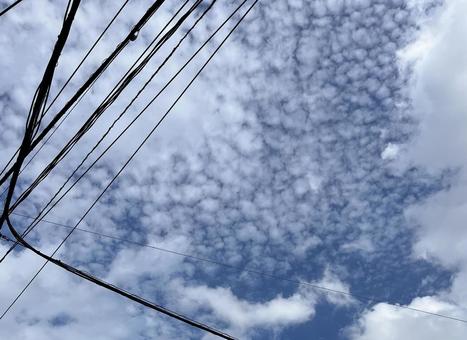 うろこ雲 うろこ雲,巻積雲,秋の写真素材