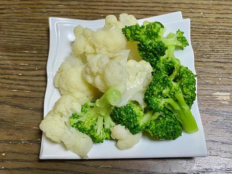 カリフラワー ブロッコリー ゆで野菜 カリフラワー ブロッコリー ゆで野菜 カリフラワー,ブロッコリー,ゆで野菜の写真素材