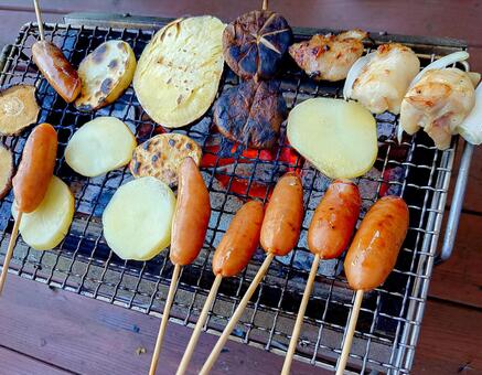 夏はバーベキュー 網焼き,bbq,アウトドアの写真素材