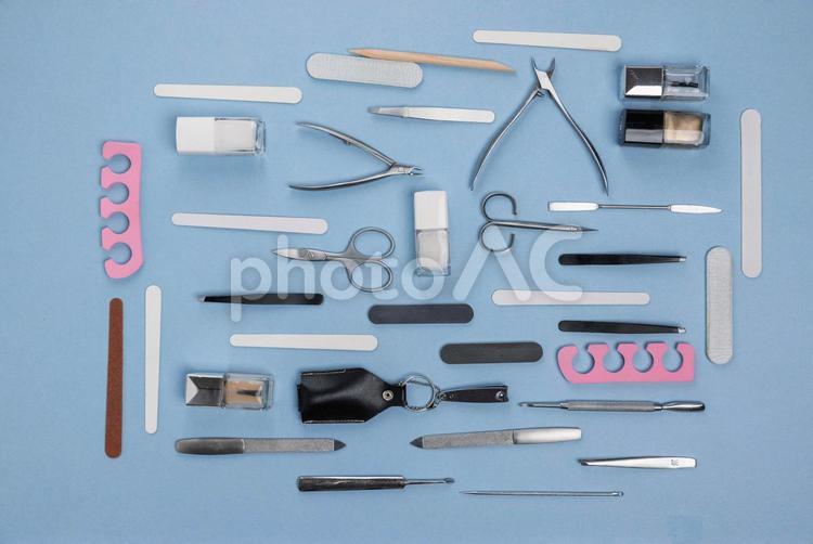 並べられた様々なネイル用品 ネイル,マニキュア,爪やすりの写真素材