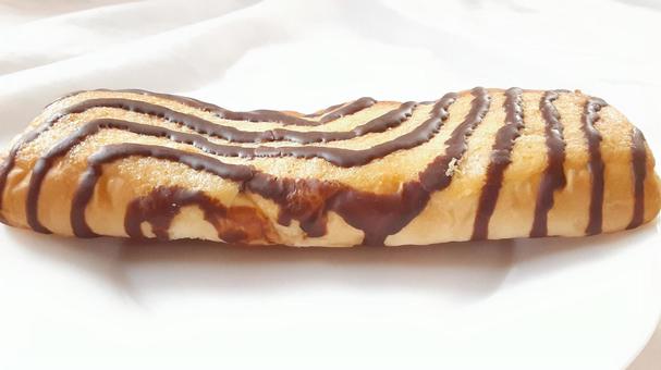 チョコ付き菓子パン・1 パン,菓子パン,チョコレートの写真素材