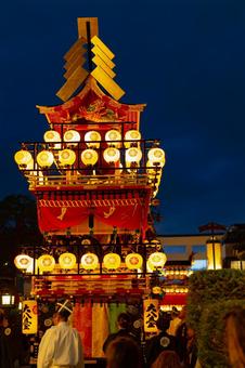 提灯のついて大八台の写真