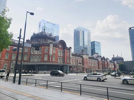 東京駅 東京駅 東京駅,ビル,空の写真素材