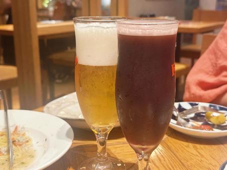 ビール2種 ビール2種の写真