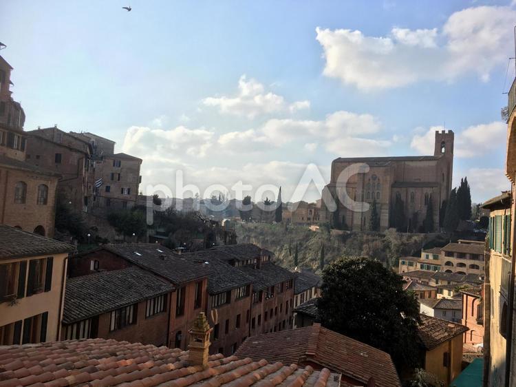 イタリアの街並み 建築,教会,都市の写真素材
