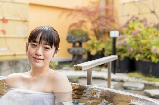 温泉イメージ 温泉イメージ 女性,温泉,人物の写真素材