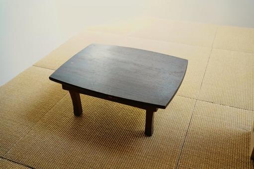 畳の上の机 畳の上の机 デスク,机,ちゃぶ台の写真素材