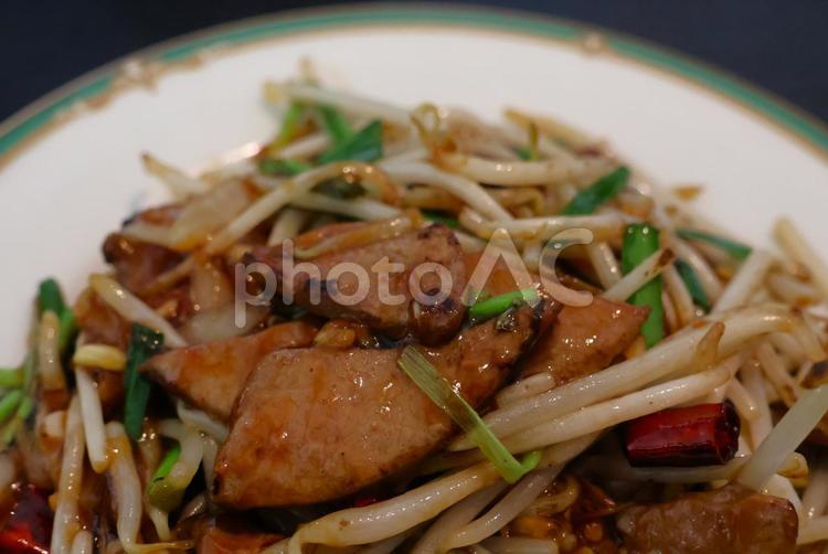 中華料理店のニラレバ炒め 背景,ニラ,レバーの写真素材
