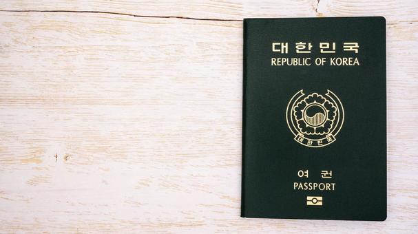韓国パスポート 韓国パスポート パスポート,旅券,韓国の写真素材