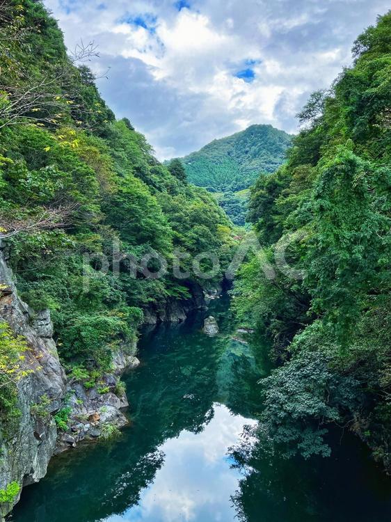 涼を求めー渡良瀬渓谷１ 渓谷,川渡良瀬渓谷,清涼の写真素材