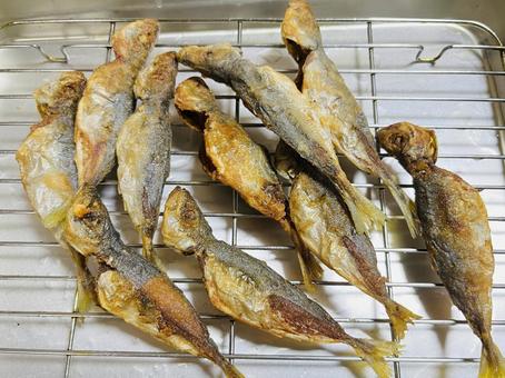 小鯵の唐揚げ 小鯵の唐揚げ 魚料理,唐揚げ,小アジの写真素材