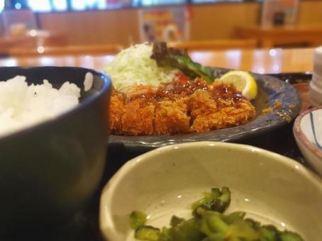 とんかつ定食 とんかつ定食の写真