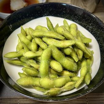 塩茹で枝豆 塩茹で枝豆 旦那飯,男の料理,手料理の写真素材