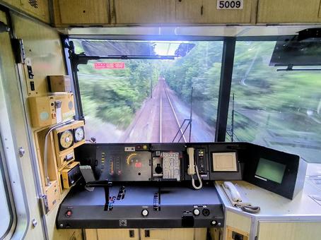 Kobe Electric Railway 5000 series cab, rear view, JPG Kobe Electric Railway 5000 series cab, rear view, JPG