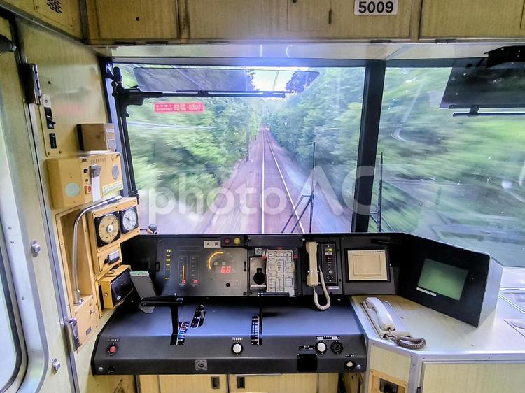 神戸電鉄5000系の運転台、後方展望 神戸電鉄,粟生線,運転台の写真素材