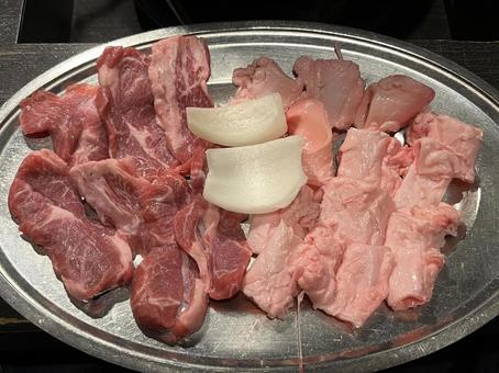 焼肉 焼肉 焼肉,生肉,焼き肉の写真素材