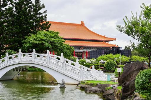 台湾・台北 国家劇場(国家両庁院) 台湾・台北 国家劇場(国家両庁院) 台湾,台北,国家劇場の写真素材