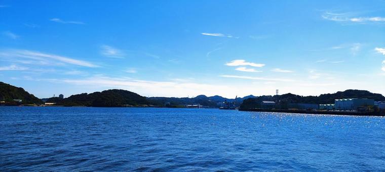 夏空と紺碧の海景 海,夏,青空の写真素材