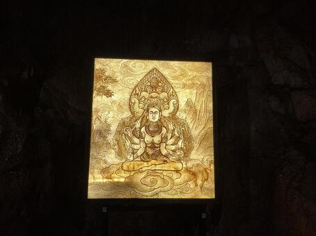 マーブルマウンテンの仏像 マーブルマウンテン,ベトナム,ダナンの写真素材