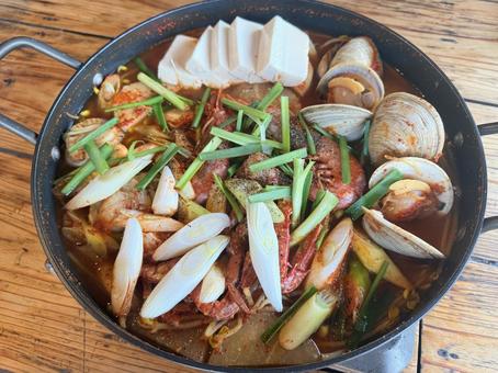 韓国料理 海鮮鍋 韓国料理 海鮮鍋 海鮮鍋,海鮮,韓国料理の写真素材