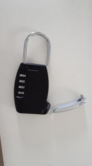 Photo, key box, dial type, outdoors, 
